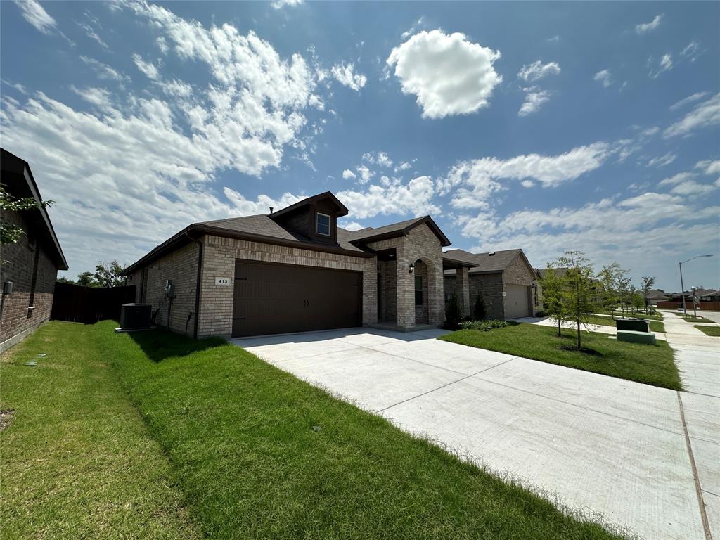 413 Passenger Trail Fort Worth, TX 76131 - Photo 4 of 36