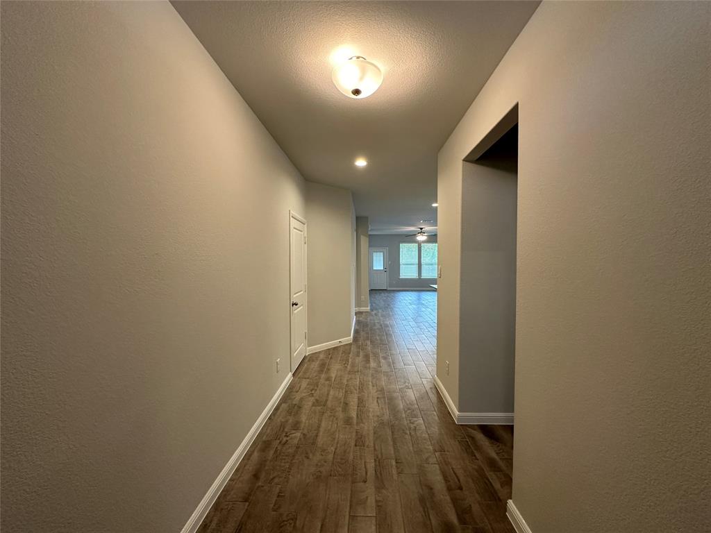 413 Passenger Trail Fort Worth, TX 76131 - Photo 6 of 36