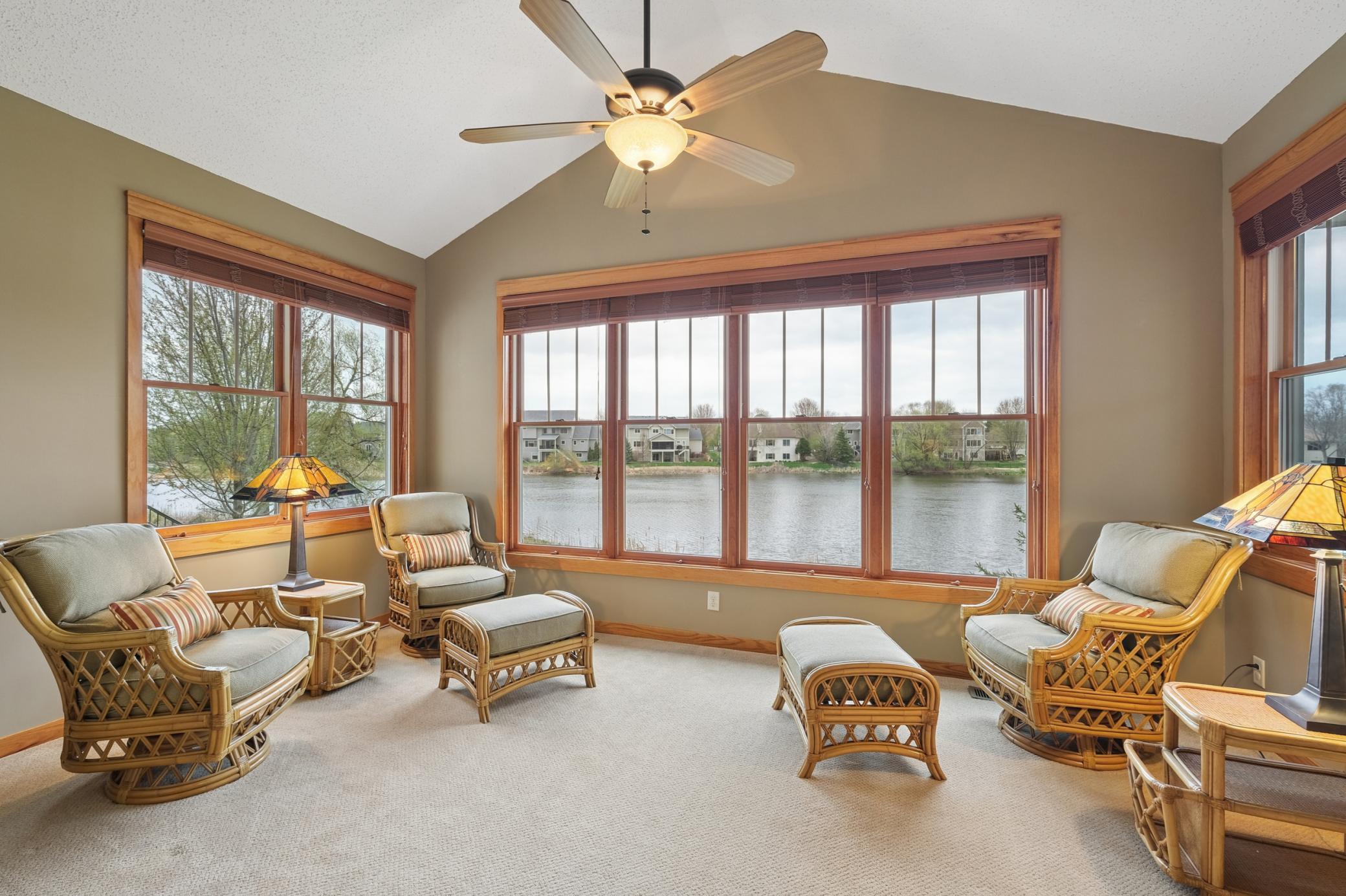 1317 Waters Path Woodbury, MN 55129 - Photo 13 of 37