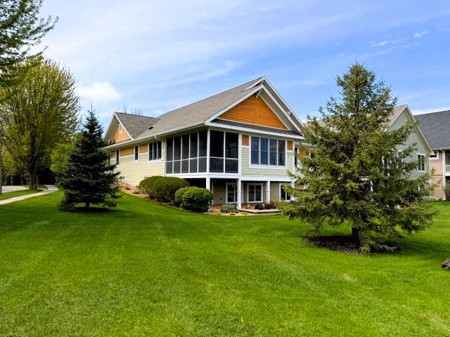 1317 Waters Path Woodbury, MN 55129 - Photo 3 of 37
