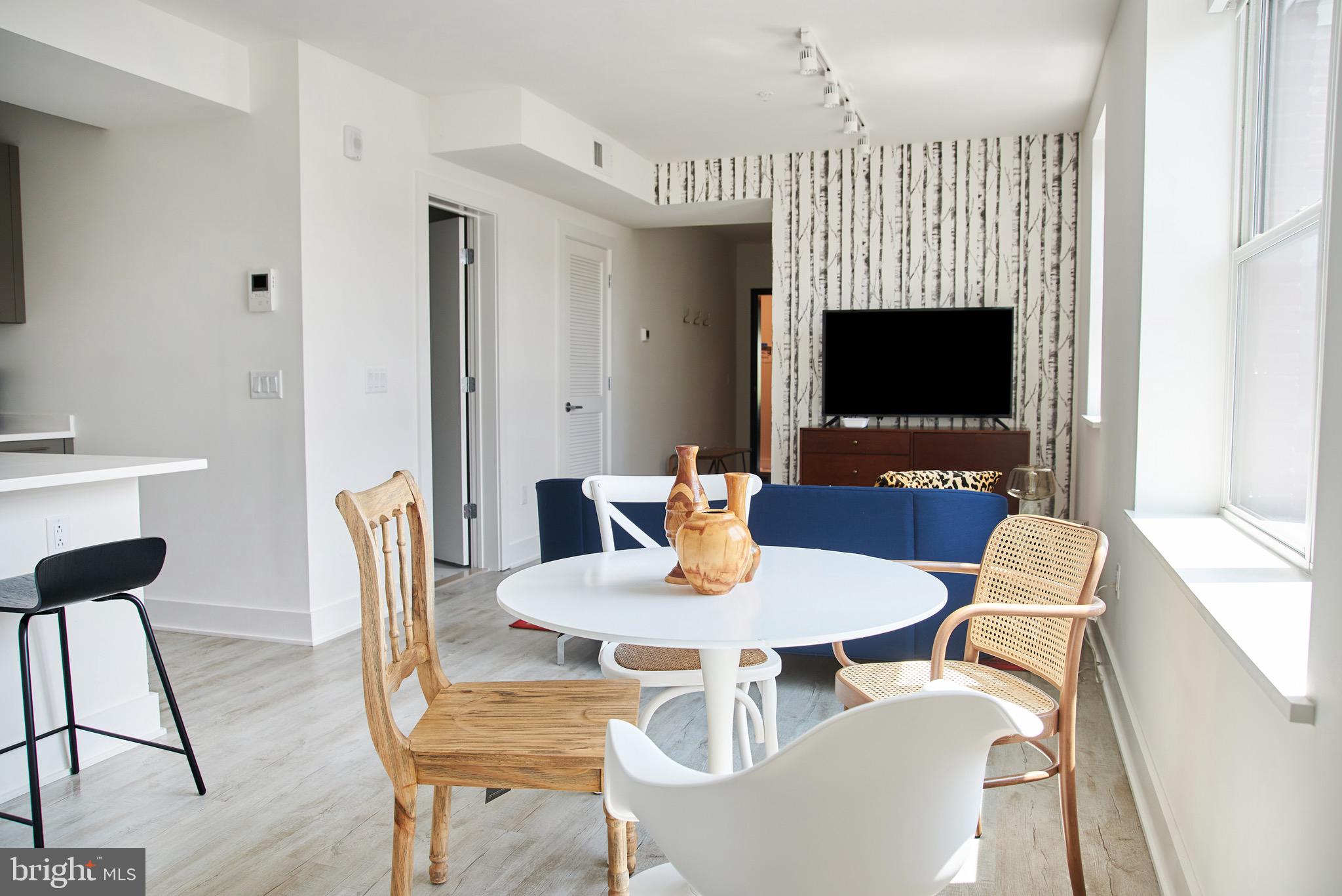 816 Potomac Avenue Southeast, Unit 206 Washington, DC 20003 - Photo 2 of 7