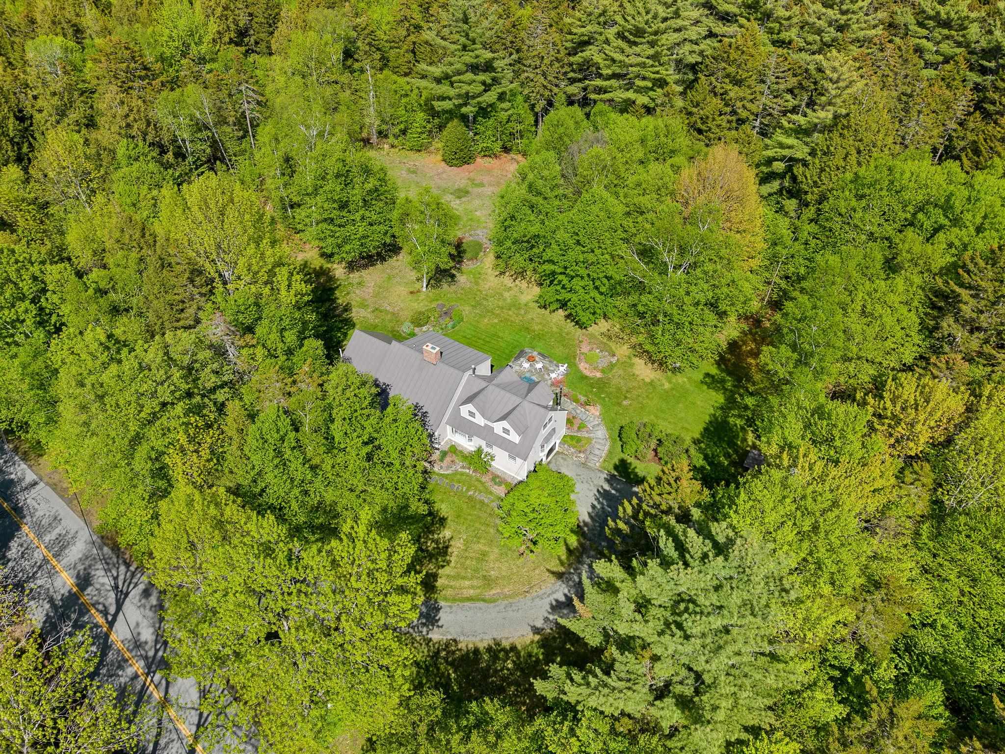 1442 N Road Barnard, VT 05032 - Photo 11 of 59