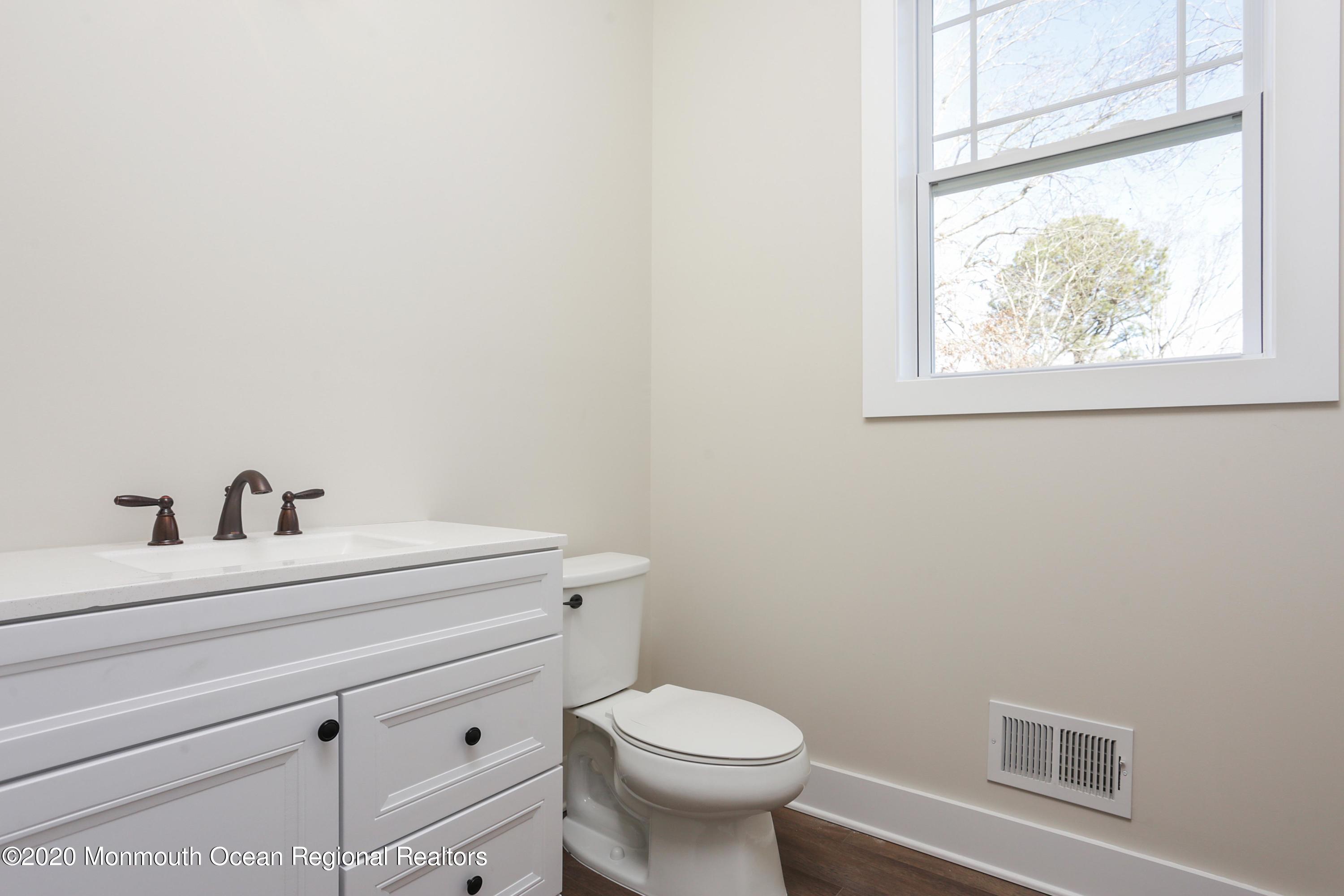 101 Flotsam Road Manahawkin, NJ 08050 - Photo 20 of 31 101 Flotsam Road