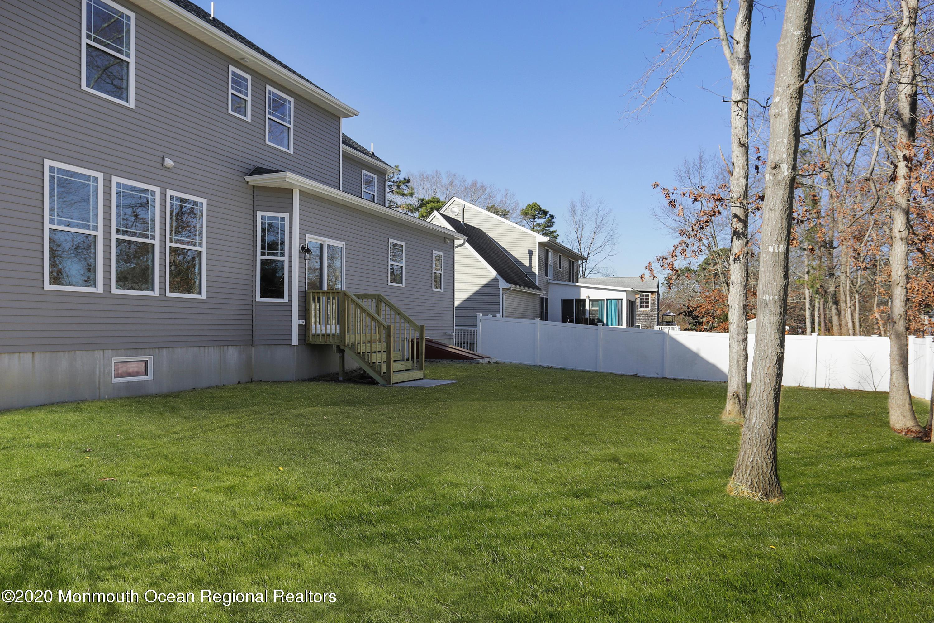 101 Flotsam Road Manahawkin, NJ 08050 - Photo 5 of 31 101 Flotsam Road
