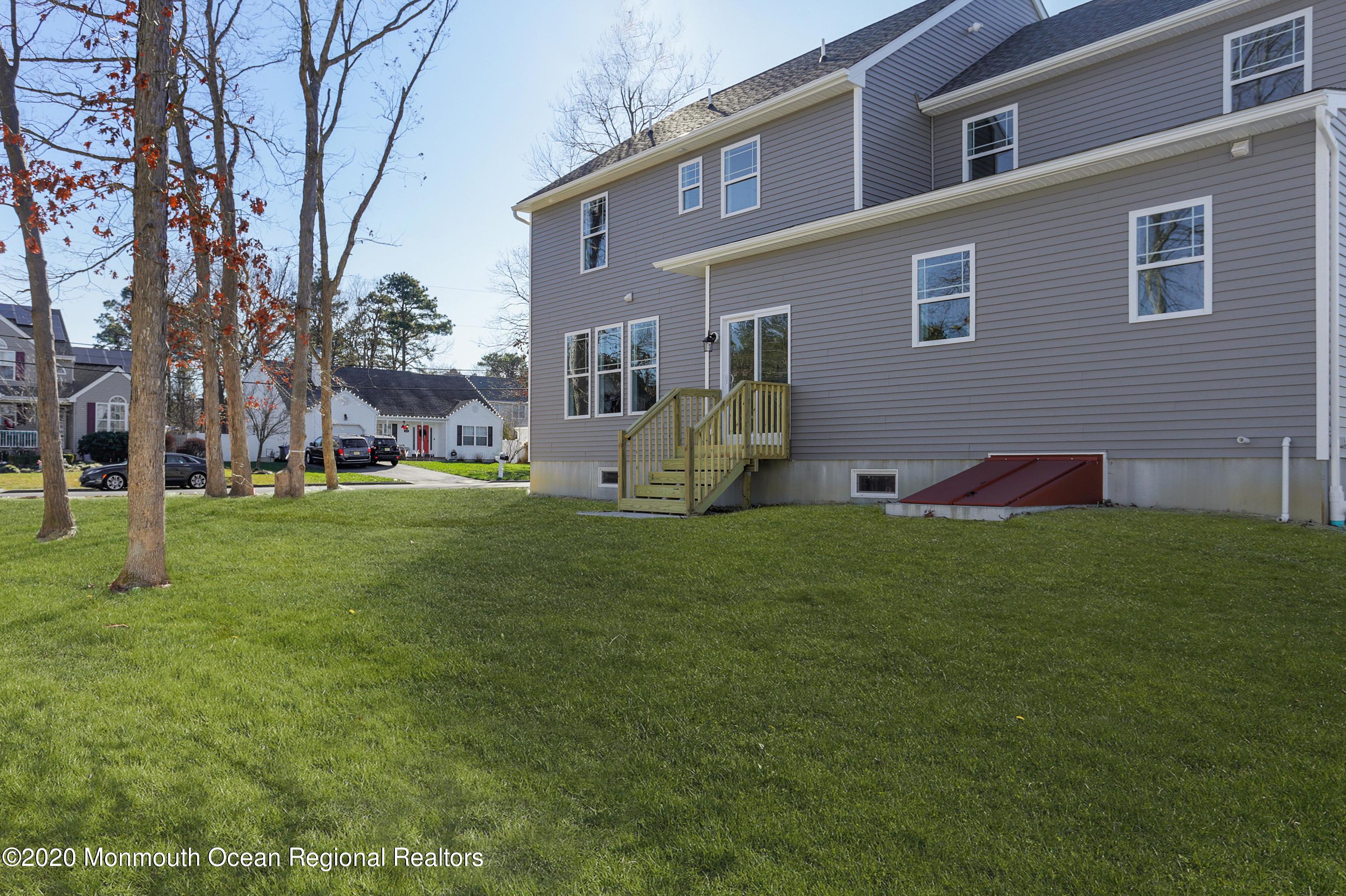 101 Flotsam Road Manahawkin, NJ 08050 - Photo 7 of 31 101 Flotsam Road