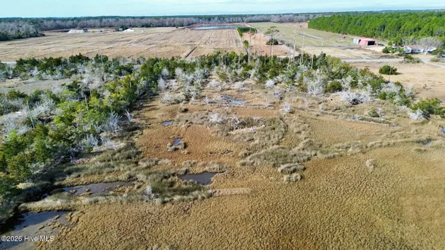 $300,000 | 3102 Highway 70, Beaufort, NC 28516