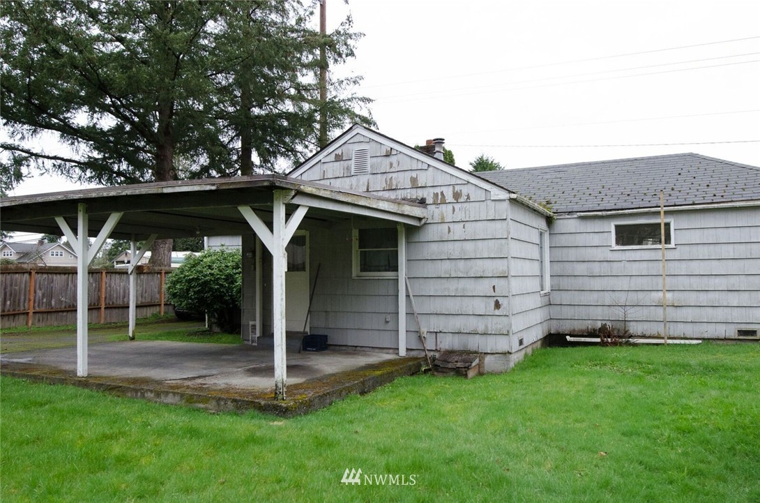 24306 Wicker Road Sedro-Woolley, WA 98284 - Photo 12 of 13 Gallery Image 12