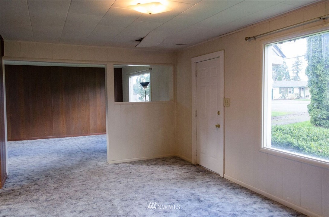 24306 Wicker Road Sedro-Woolley, WA 98284 - Photo 4 of 13 Gallery Image 4