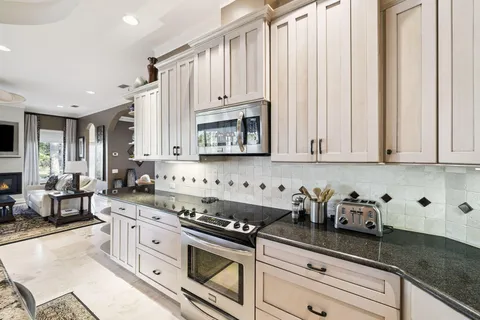 $1,850,000 | 1464 Baytowne Avenue, Miramar Beach, FL 32550