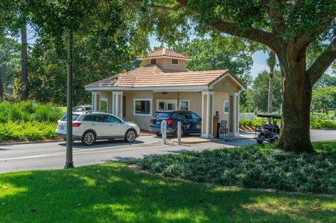 $1,850,000 | 1464 Baytowne Avenue, Miramar Beach, FL 32550