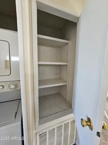 $1,300 | 6162 South Pinehurst Drive, Chandler, AZ 85249