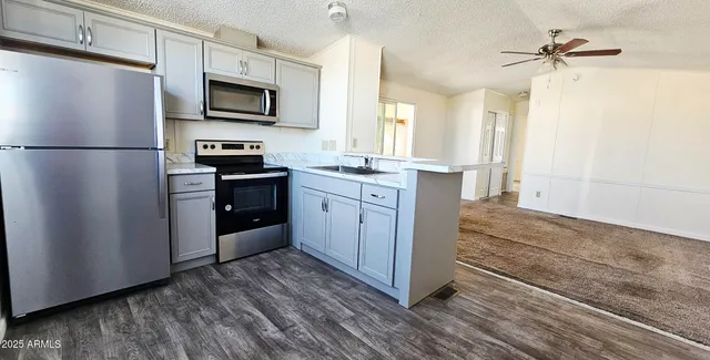 $1,300 | 6162 South Pinehurst Drive, Chandler, AZ 85249