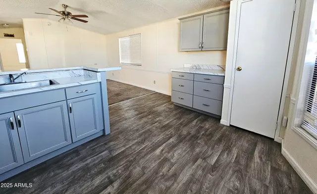 $1,300 | 6162 South Pinehurst Drive, Chandler, AZ 85249