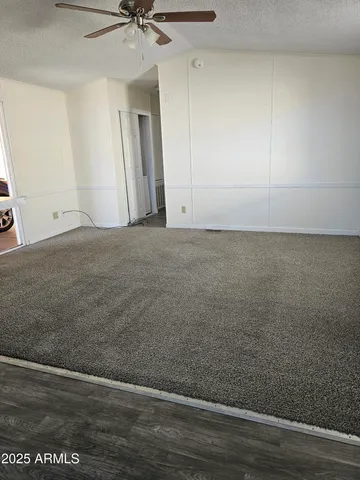 $1,300 | 6162 South Pinehurst Drive, Chandler, AZ 85249