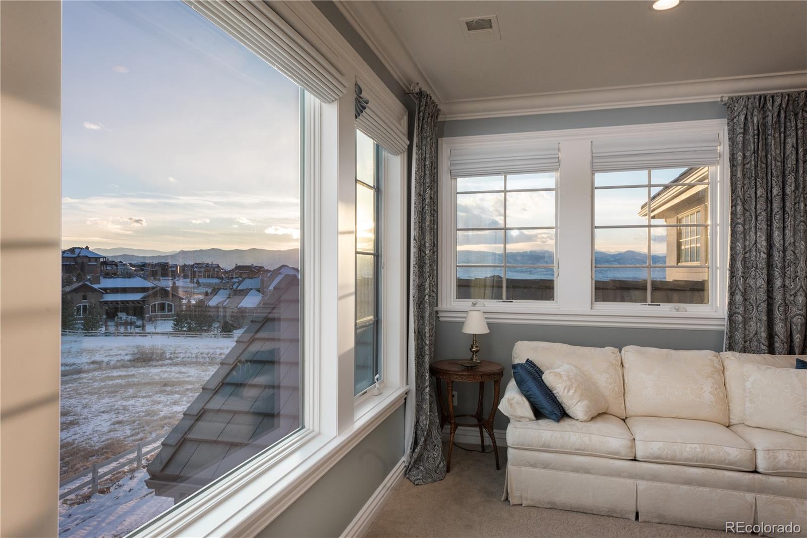 76 Flowerburst Way Highlands Ranch, CO 80126 - Photo 18 of 40 Gallery Image 18