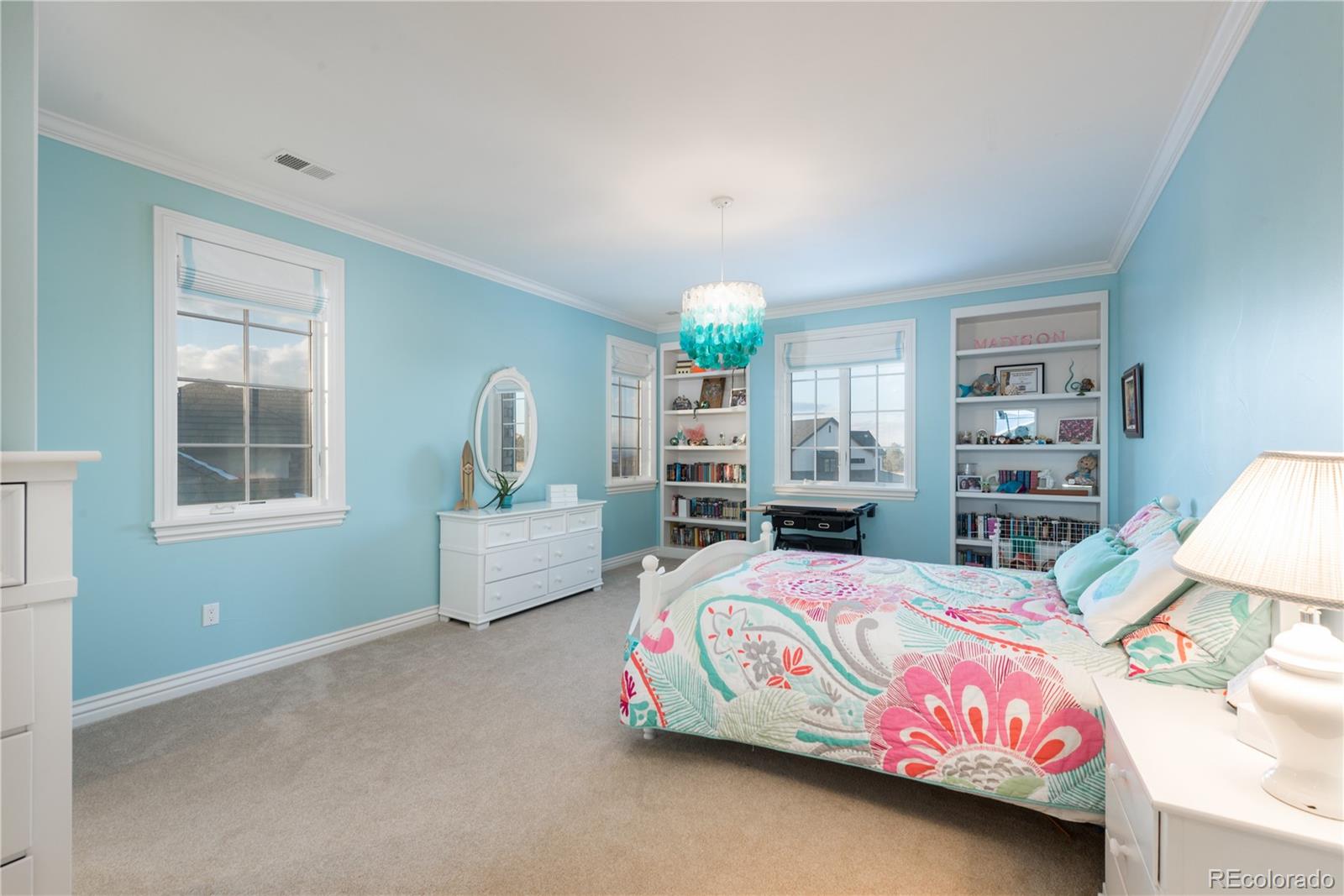76 Flowerburst Way Highlands Ranch, CO 80126 - Photo 20 of 40 Gallery Image 20