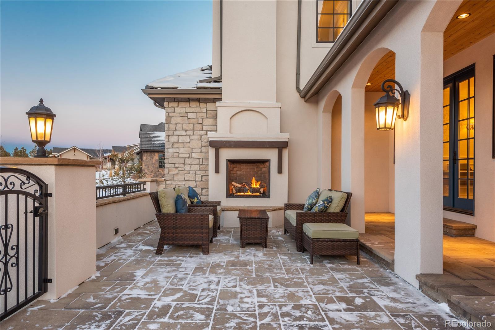 76 Flowerburst Way Highlands Ranch, CO 80126 - Photo 3 of 40 Gallery Image 3