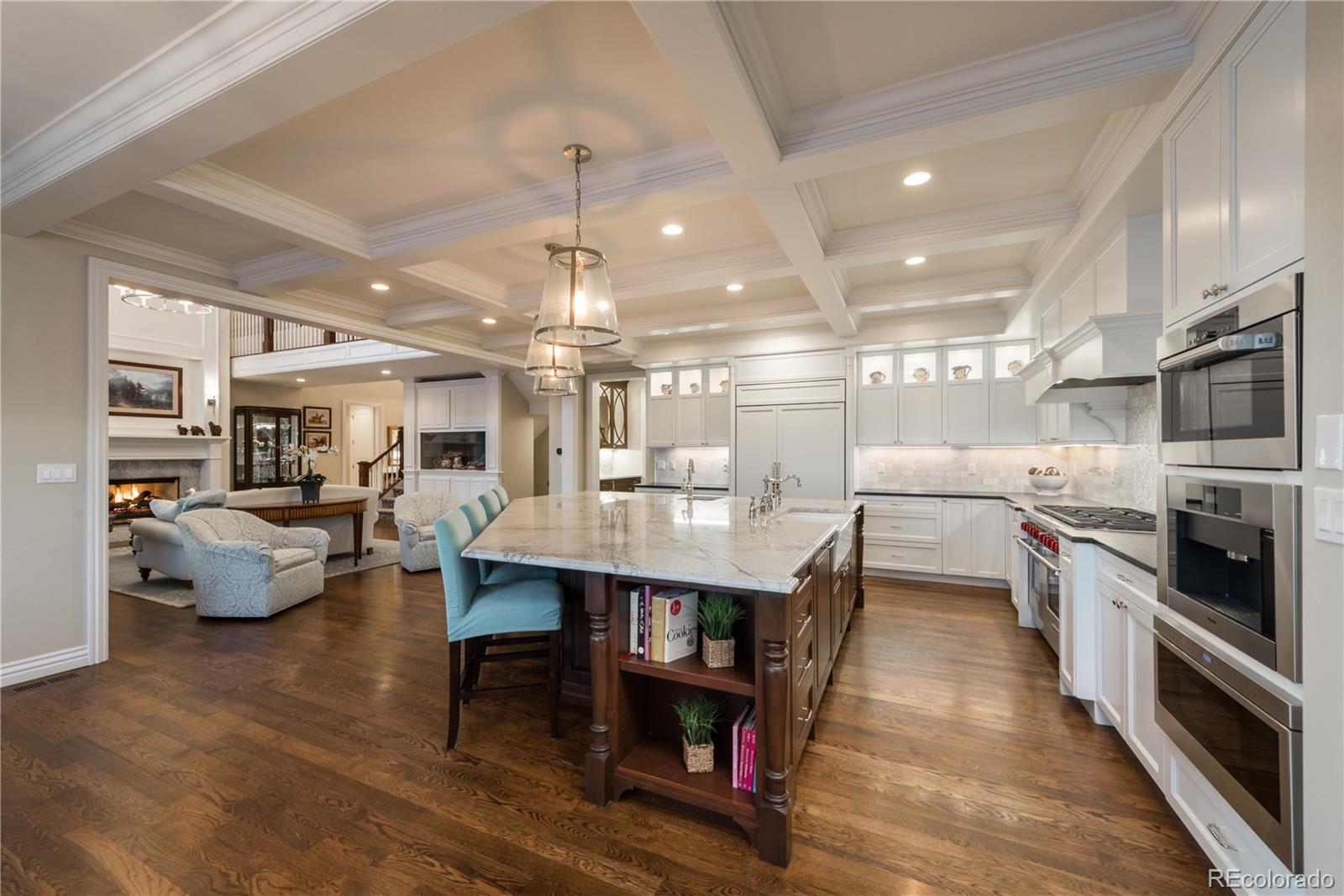 76 Flowerburst Way Highlands Ranch, CO 80126 - Photo 9 of 40 Gallery Image 9