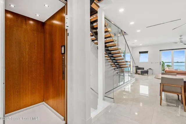 $2,000,000 | 1807 Riverview Drive, Melbourne, FL 32901