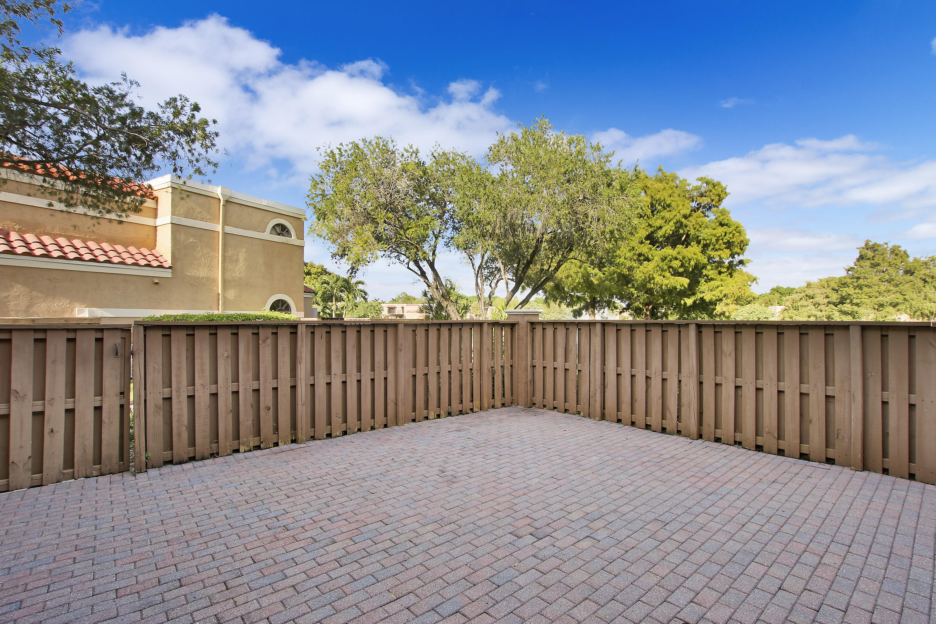 8213 Thames Boulevard, Unit B Boca Raton, FL 33433 - Photo 15 of 23 House2-43