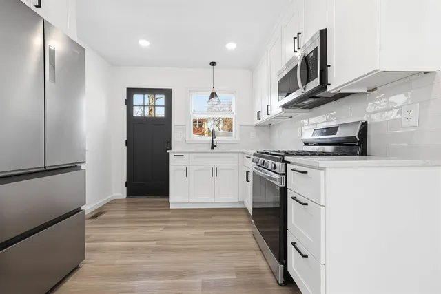 $3,000 | 47 East 14th Street, Unit 1, Bayonne, NJ 07002