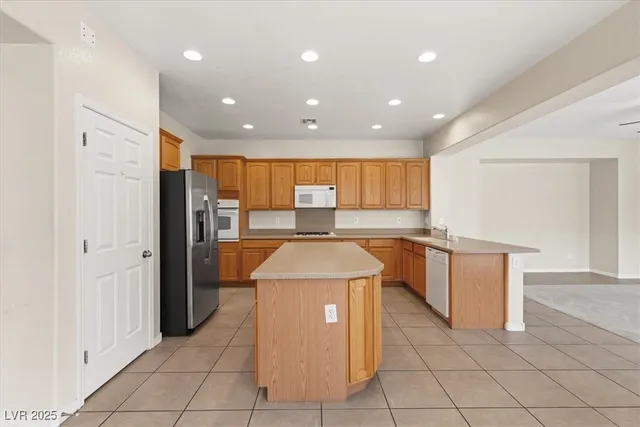 $2,399 | 7213 Fairwind Acres Place, Las Vegas, NV 89131