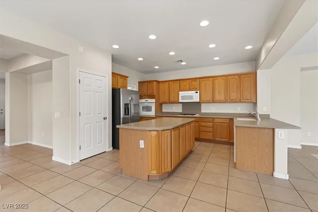 $2,399 | 7213 Fairwind Acres Place, Las Vegas, NV 89131