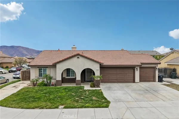 $450,000 | 477 La Boca Street, San Jacinto, CA 92582