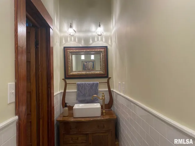 $154,900 | 506 South 20th Street, Murphysboro, IL 62966