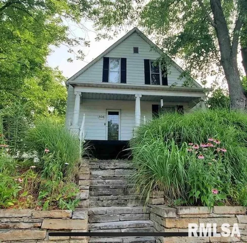 $154,900 | 506 South 20th Street, Murphysboro, IL 62966