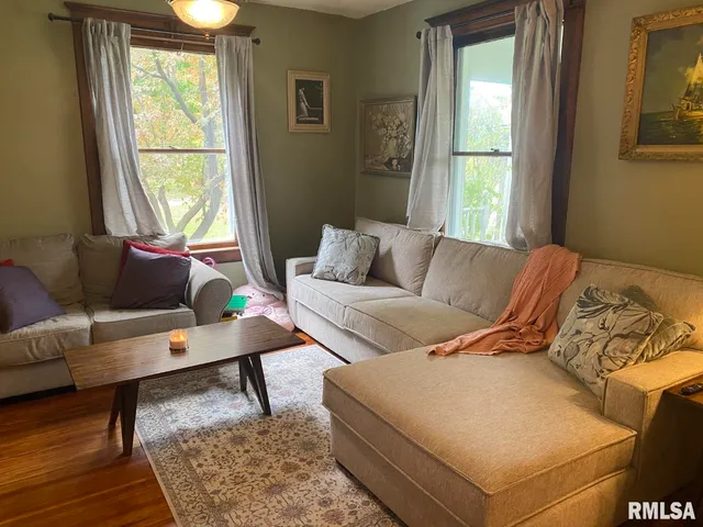 $154,900 | 506 South 20th Street, Murphysboro, IL 62966