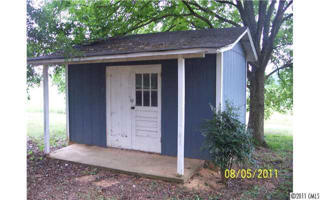36375 Ellen Road, Unit A New London, NC 28127 - Photo 10 of 10 Gallery Image 10