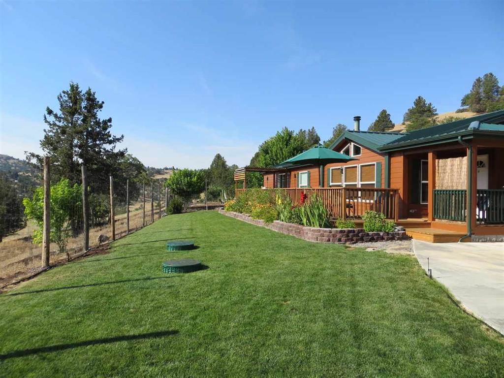 7907 Copco Road Hornbrook, CA 96044 - Photo 1 of 17 Gallery Image 1