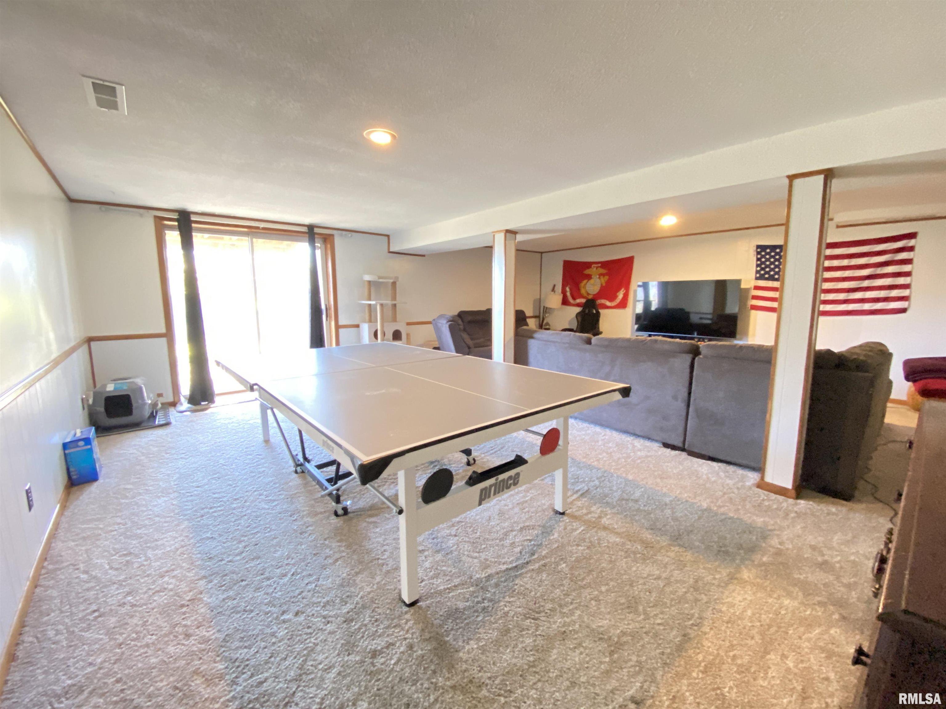 60 Emporia Avenue Springfield, IL 62702 - Photo 24 of 37
