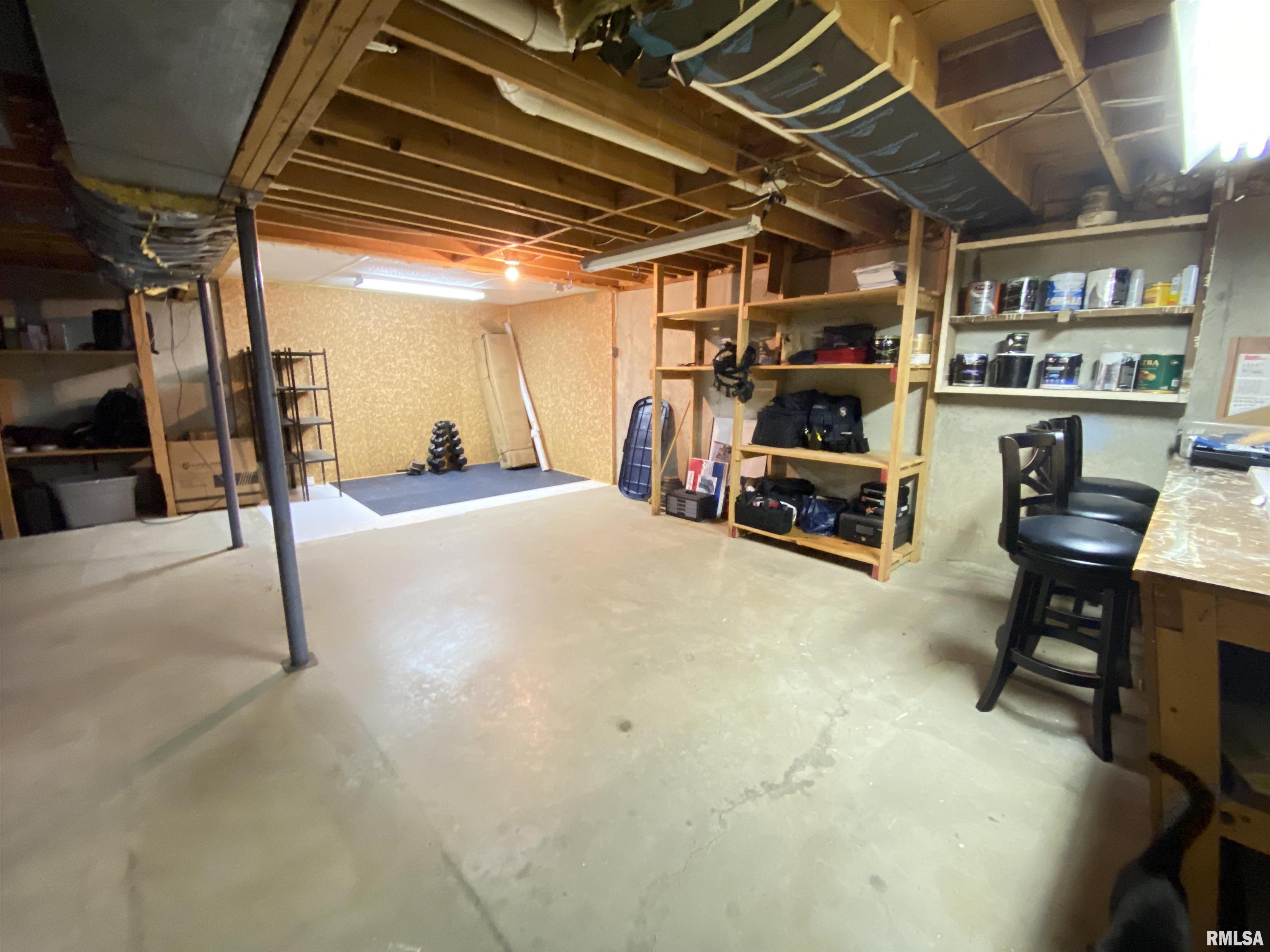 60 Emporia Avenue Springfield, IL 62702 - Photo 29 of 37