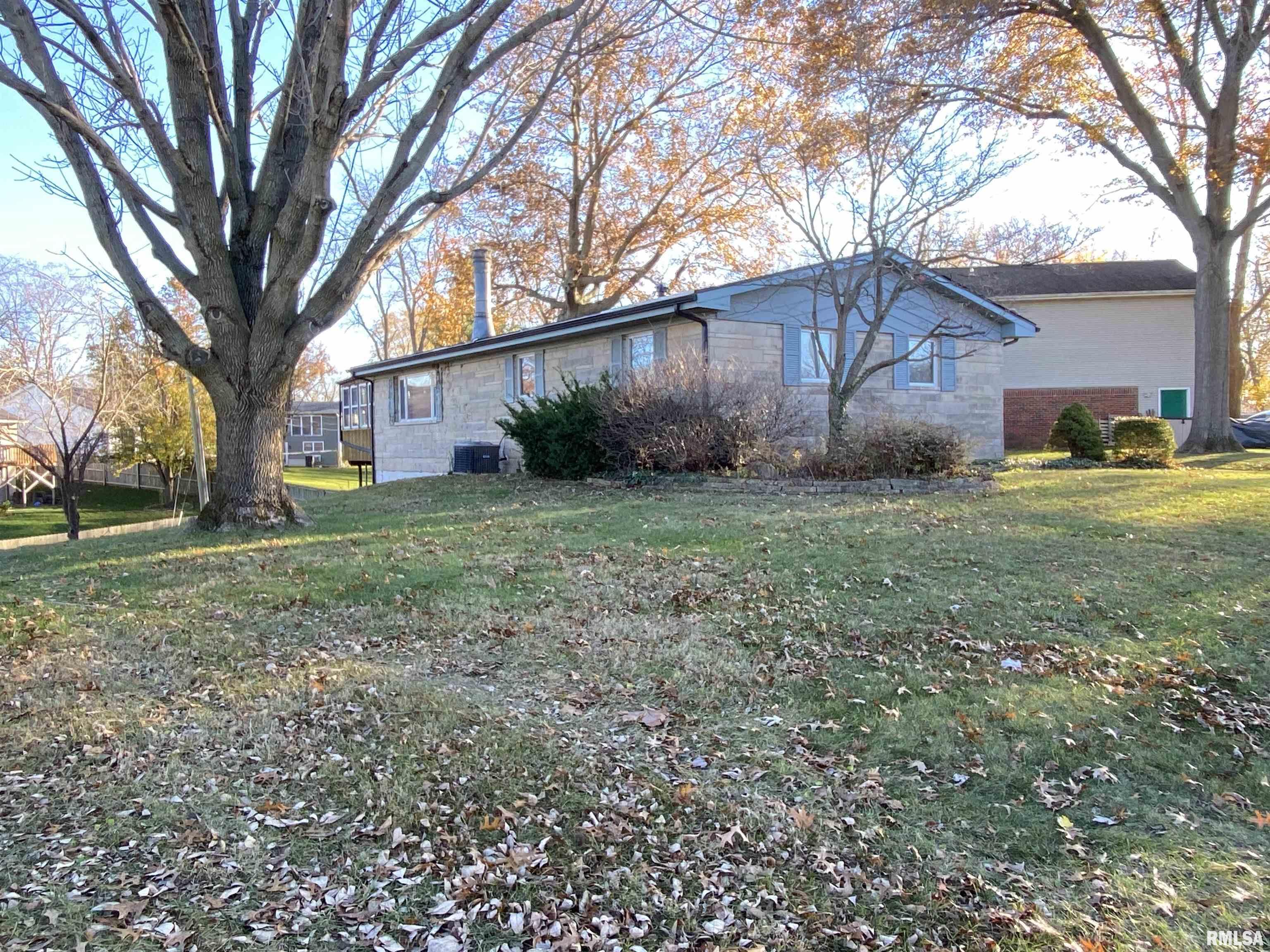 60 Emporia Avenue Springfield, IL 62702 - Photo 33 of 37