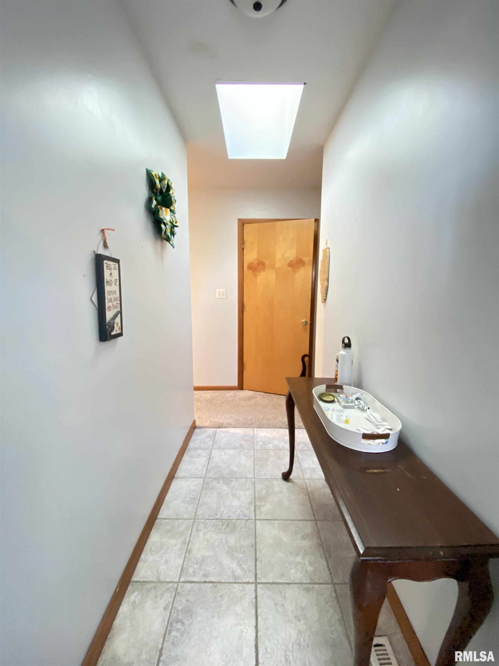 60 Emporia Avenue Springfield, IL 62702 - Photo 6 of 37