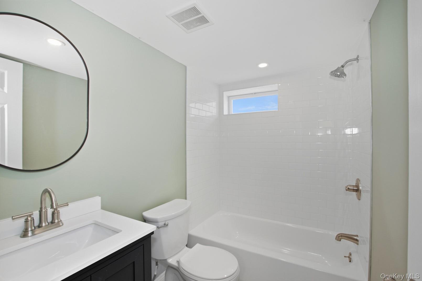 57 Remson Street Valley Stream, NY 11580 - Photo 22 of 27 Full bathroom