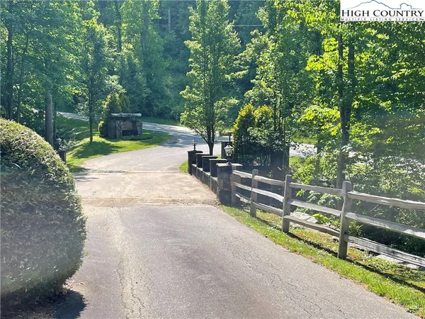 $25,000 | Lot 5 Granite Ridge, Jefferson, NC 28640