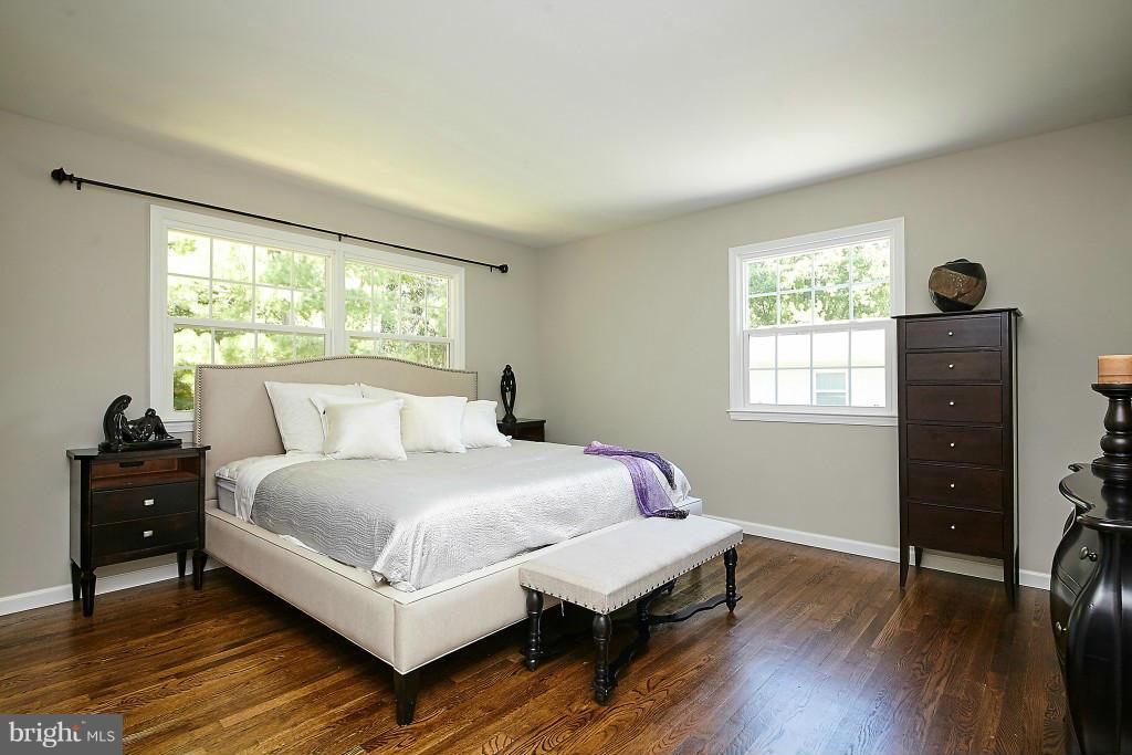 8718 Old Courthouse Road Vienna, VA 22182 - Photo 14 of 30 Bedroom (Master)