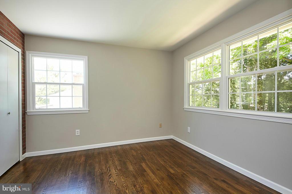 8718 Old Courthouse Road Vienna, VA 22182 - Photo 18 of 30 Bedroom