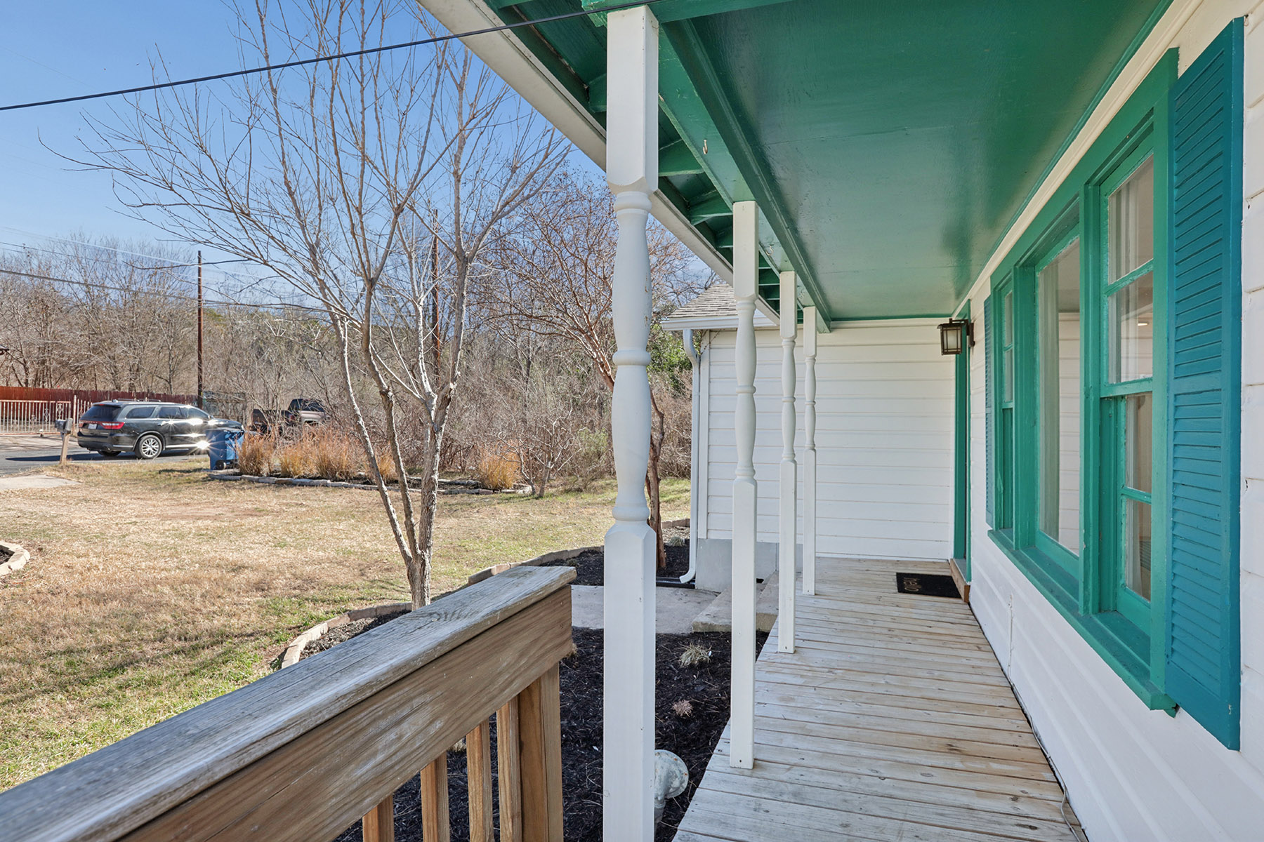 5603 Harold Court Austin, TX 78721 - Photo 16 of 31 a view of residential house and wooden deck