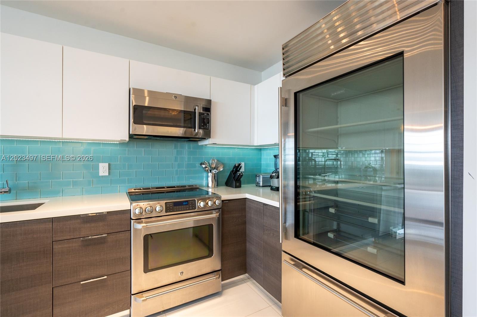100 Lincoln Road, Unit 1523 Miami Beach, FL 33139 - Photo 8 of 28