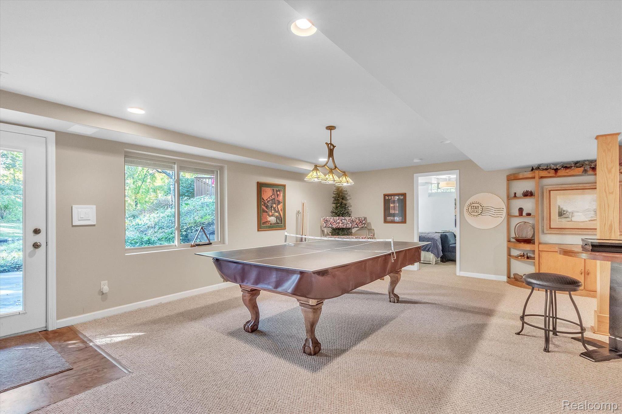 470 Mead Road Rochester, MI 48306 - Photo 26 of 39 Pool Table in Basement