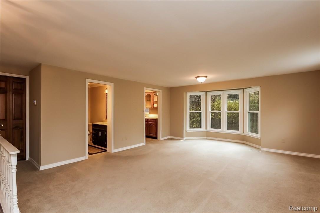 4750 Napier Road Canton, MI 48187 - Photo 63 of 97 066-Living_Room-2225756-medium.jpg