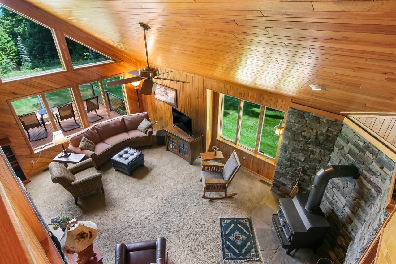 2989 Warren Road Beulah, MI 49617 - Photo 21 of 31 1904357-20.JPG