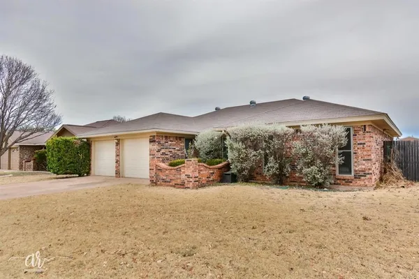 $2,200 | 2733 Melissa Lane, Abilene, TX 79606