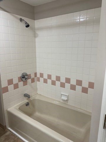 34 Sumner Avenue, Unit 402 Springfield, MA 01108 - Photo 6 of 7 Gallery Image 6