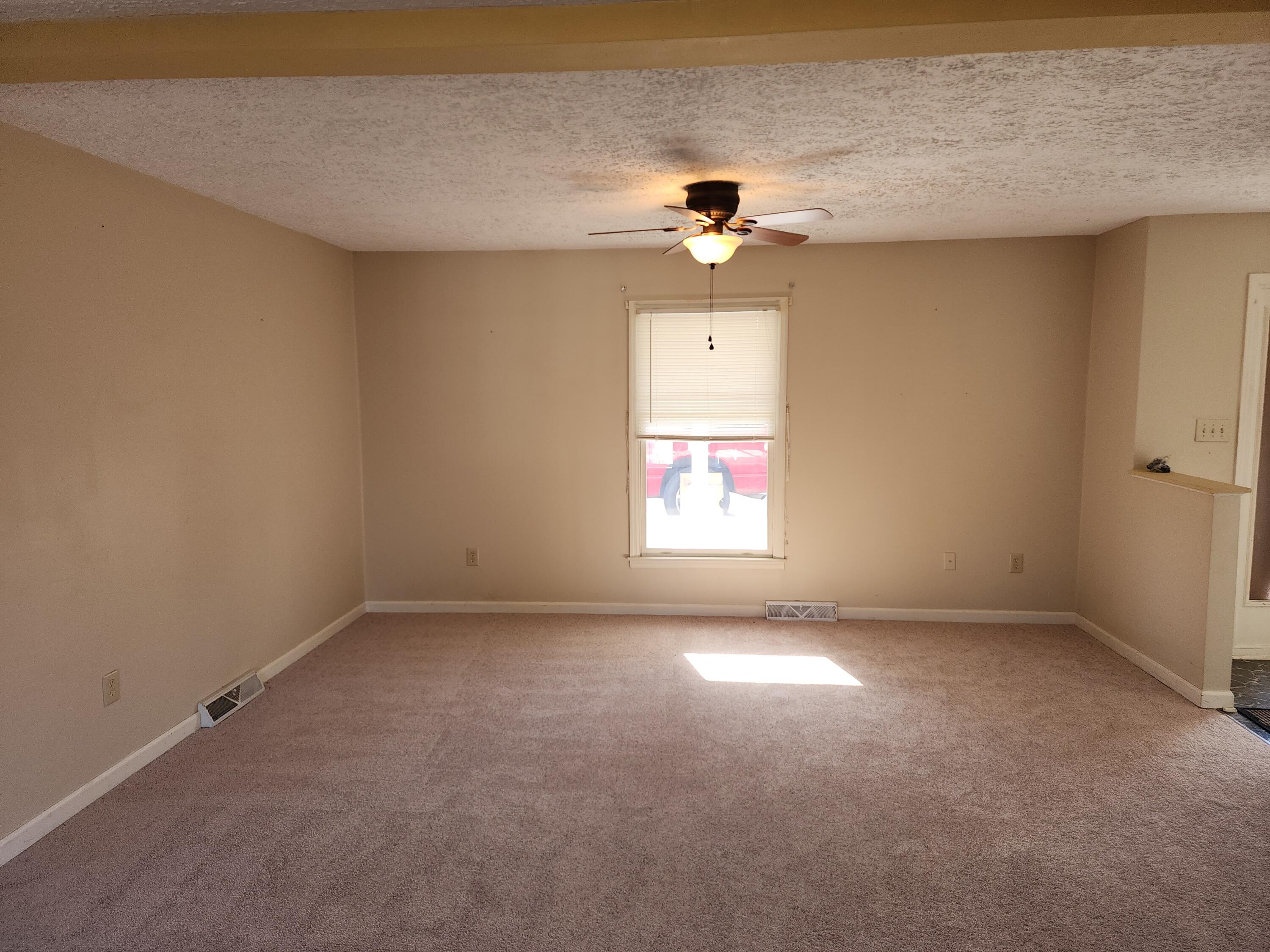 2020 Angle Plantation Road Rocky Mount, VA 24151 - Photo 5 of 14 20221228_110458