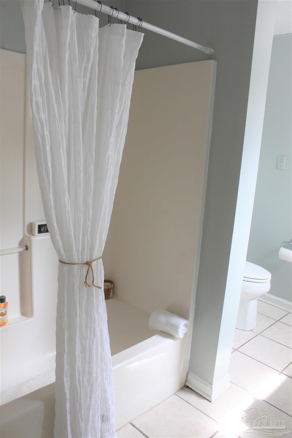 207 Ruberia Avenue Pensacola, FL 32507 - Photo 18 of 34 Gallery Image 18